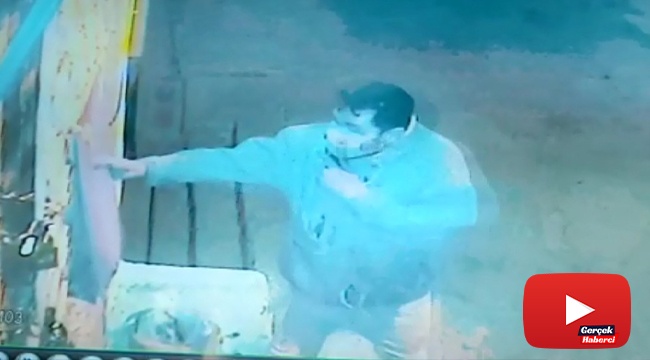 Kuşadası’nda Türk bayrağına çirkin saldırı