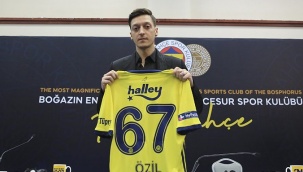 Mesut Özil'in maaşını Arsenal ödüyor iddiası