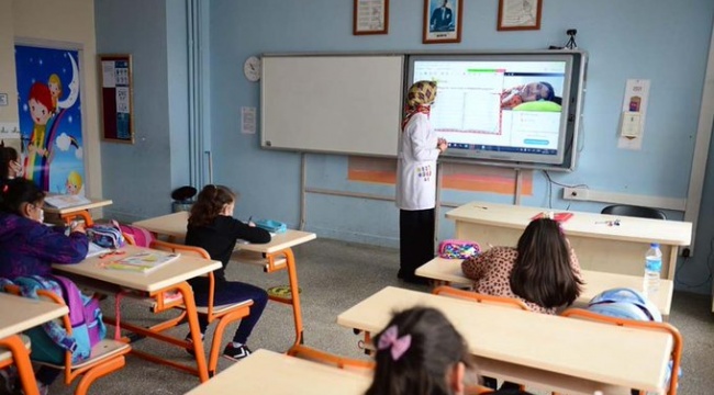 Milli Eğitim Bakanı Ziya Selçuk: Canlı sınıf uygulamamızı yakında tüm ülkeye yaygınlaştırıyoruz