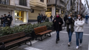 Türkiye'de günlük vaka sayısında rekor: Son 24 saatte 62 binden fazla yeni vaka
