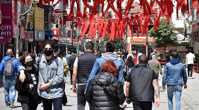 Türkiye'de koronavirüs: Günlük can kaybında rekor