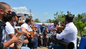 Dikili’de Hıdırellez Kutlamasında Müzisyenler Unutulmadı