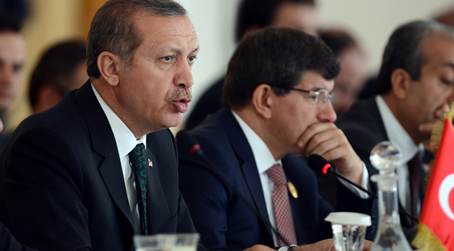 HKP'den Erdoğan ve Davutoğlu hakkında suç duyurusu