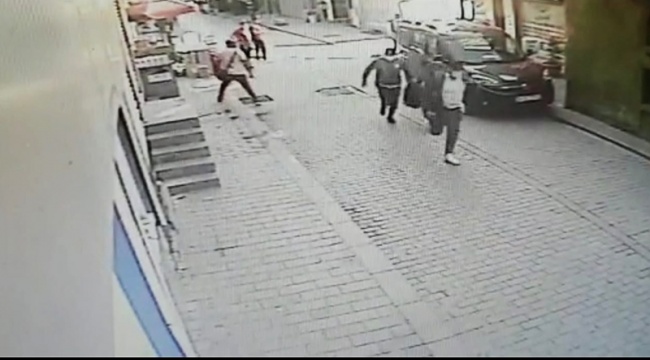 İstanbul'da soygun girişimi; hırsızlardan 3'ü polis çıktı!