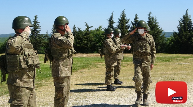 Mehmetçiğin bayramı ‘vatan’ nöbeti