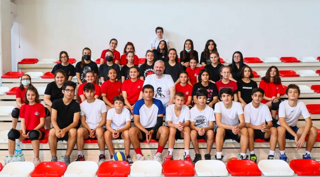 Menemen’de gençlerin günü