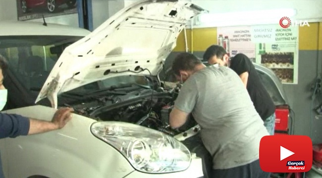 Oto sanayi esnafı tam kapanma sonrası yeniden iş başı yaptı