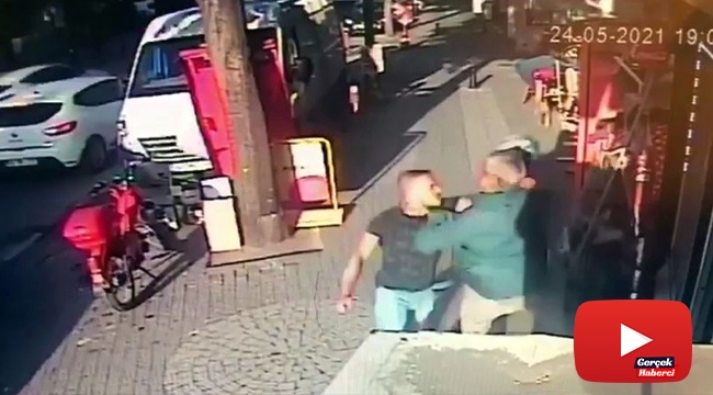 Saldırdığı kişi piknik tüpüyle kafasına vurdu, o anlar kamerada