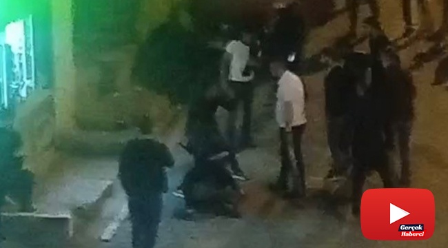 Sokak ortasında feci dayak kameralara yansıdı