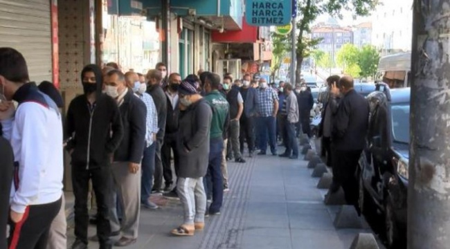 Ucuz baklava izdihamı: Maske var, mesafe yok