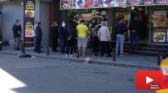 Ucuz tatlıyı görenler koronayı unutup kuyruğa girdi