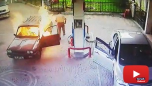 Akaryakıt istasyonundaki otomobil alev topuna döndü