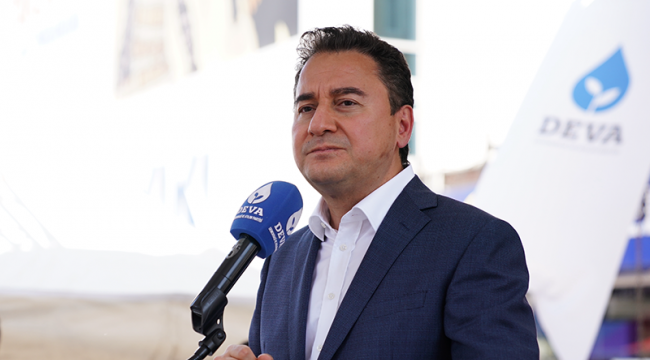 Babacan, "AK Parti'ye gönül verenlere" seslendi: Gelin, mafya-siyaset-medya şebekesine bir kez daha son verelim
