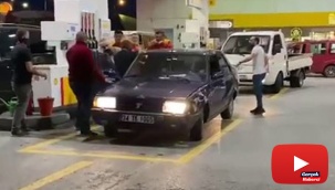 Benzin istasyonunda çıkan kavgada yumruklar havada uçuştu