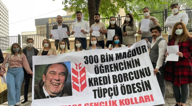 CHP Ankara Gençlik Kolları&#039;ndan Ziraat Bankası Genel Müdürlüğü önünde eylem: Öğrencinin kredi borcunu tüpçü ödesin