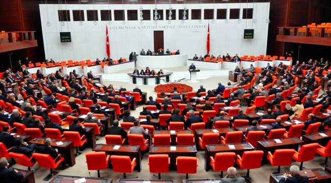 CHP’den ‘güçlendirilmiş parlamenter sistem’ için ilk adım