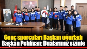 Genç sporcuları Başkan uğurladı