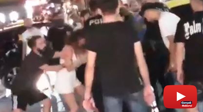 Kızların tekme tokat kavgasında erkekler “Kafasına vur” tezahüratında bulundu