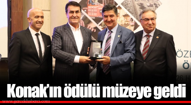 Konak’ın ödülü müzeye geldi