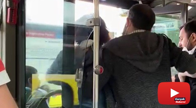 Metrobüste korku dolu anlar: Tekmeler ve yumruklar havada uçuştu