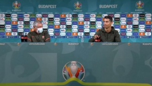 Ronaldo Coca-Cola şişelerini masadan aldı, şirketin hisseleri düştü