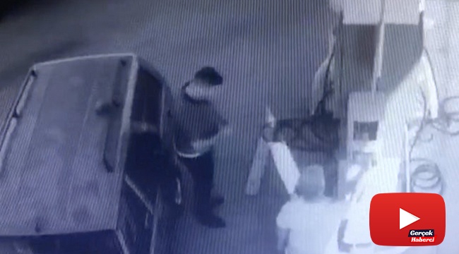 Yakıt aldığı istasyonda para dolu cüzdanı araç üzerinde bırakıp yoluna devam etti