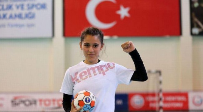 13 yaşındaki Merve Akpınar’ın ayrımcılığa isyanı Türkiye’nin gündeminde