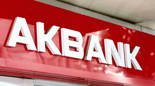 Akbank&#039;ta sistem çöktü! Müşteriler işlem yapamıyor, binlerce kişi mağdur