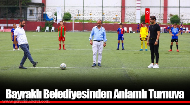 Bayraklı Belediyesinden Anlamlı Turnuva