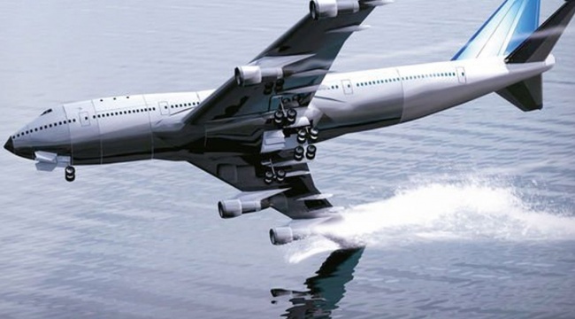 Boeing 737 kargo uçağı Hawaii açıklarında denize düştü