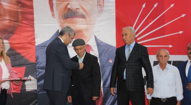 CHP'nin 'Doğu Masası' Hakkari'de: "Bu ülkede Kürt sorunu var mı? Evet var. Kürt sorununu çözmemiz gerekiyor"