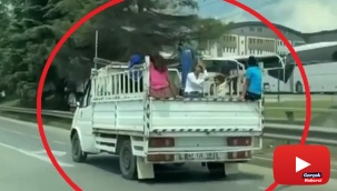 Çocukların kamyonet kasasındaki tehlikeli yolculukları yürekleri ağza getirdi