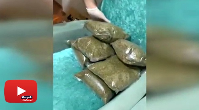 Çöp poşetinden bonzai, yemek masasının içinden kokain çıktı