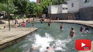 Diyarbakır’da çocuklar aşırı sıcaklıktan dolayı tehlikeyi umursamadılar