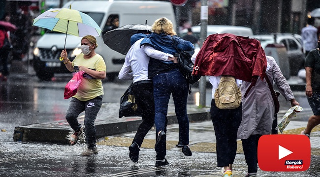 Göle dönen yollarda vatandaşların yağmurla imtihanı