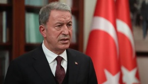 Hulusi Akar’ın uçağı acil iniş yaptı