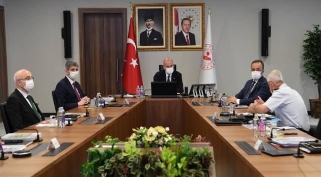 İçişleri'nden 'istifa etti' iddiasının ardından Süleyman Soylu paylaşımı: Toplantıdayız