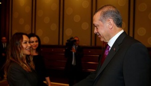 İddia: AK Parti, Ayvalık Belediye Başkanlığı için Hülya Avşar ile görüştü