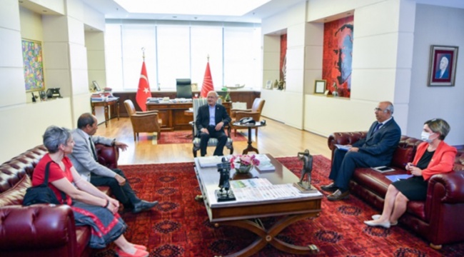 Kemal Kılıçdaroğlu, KESK heyetini kabul etti