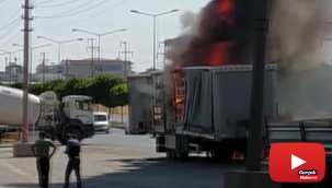 Kimyasal madde yüklü tır alev alev yandı
