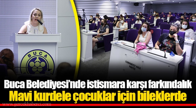 Mavi kurdele çocuklar için bileklerde