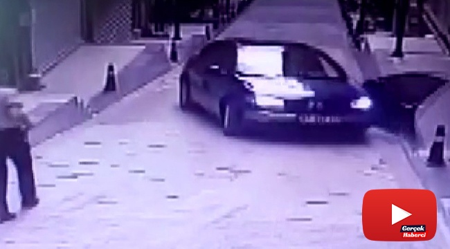 Park halinde ki araç çay ocağına girdi, gazeteciler ölümden döndü