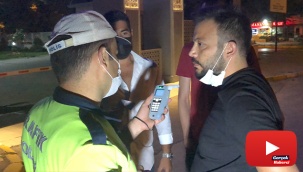 Polisleri görünce aracını park edip, yaya rolü yapıp kaçmak isteyen sürücü alkollü çıktı