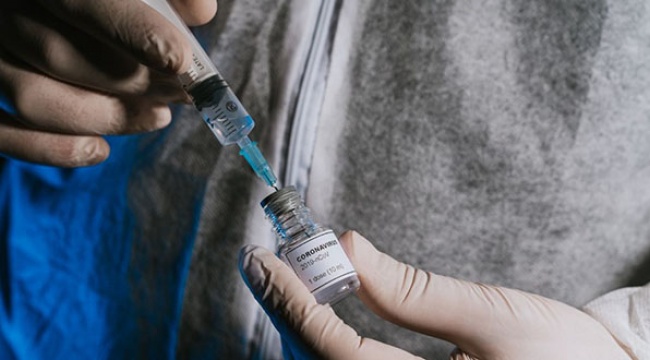 Prof. Eraksoy: Bu işin önünü arkasını bilen insanlar zorla aşı gibi bir öneride bulunmazlar