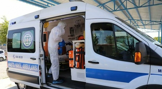Sağlık Bakanı Koca, ambulanslardaki 3 bin 552 sağlık personelinin koronavirüse yakalandığını söyledi