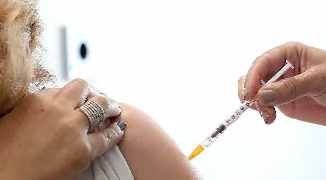Türkiye genelinde bir haftada 5,5 milyon dozdan fazla aşı uygulandı