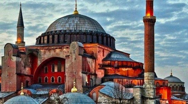 UNESCO Türkiye’ye süre verdi: Ayasofya ve Kariye’ye ilişkin rapor istedi