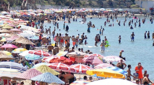 Uzmanlar: Bayram hareketliliğiyle vakalar artacak; Kovid-19'da dördüncü dalga beklenenden erken gelebilir
