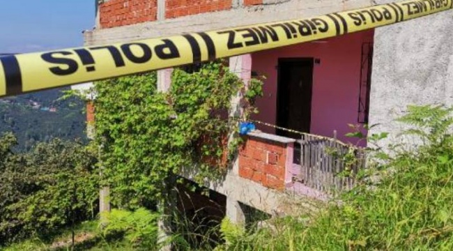 14 yaşındaki çocuk, annesi, anneannesi ve ağabeyini öldürdü, babasını yaraladı