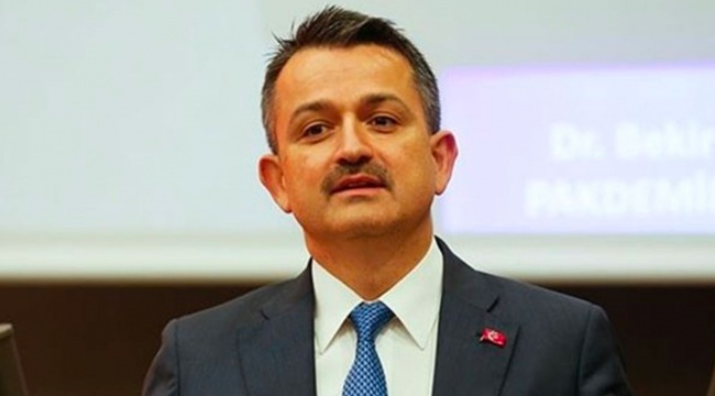 Bakan Pakdemirli, bir ilçede daha yangın çıktığını duyurdu